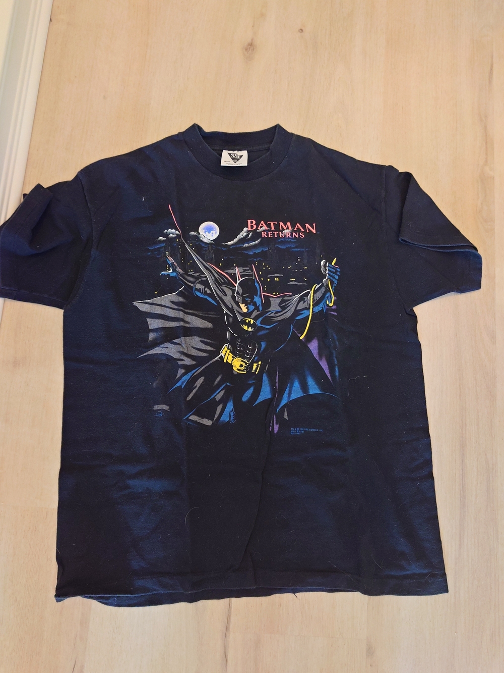Vintage 1991 DC Comics Batman Returns Tee